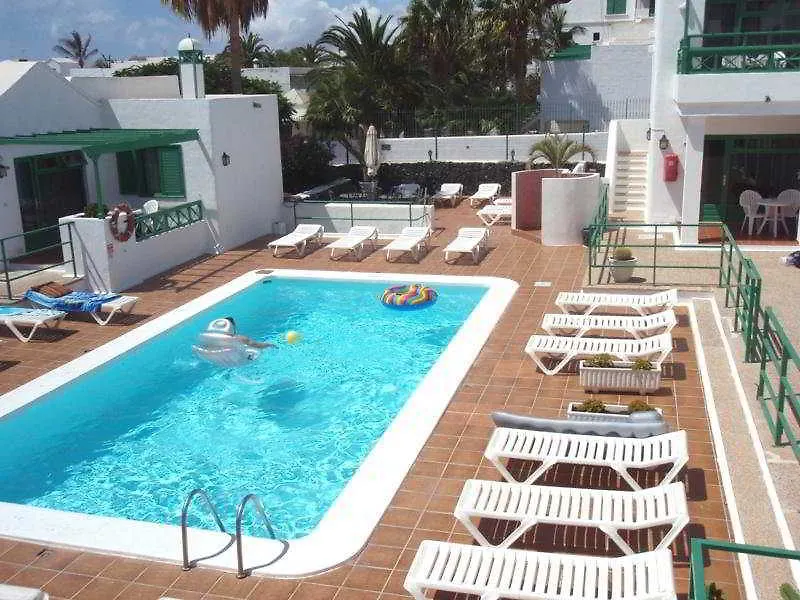 Apartamentos Las Palmeras I Puerto del Carmen  Spain
